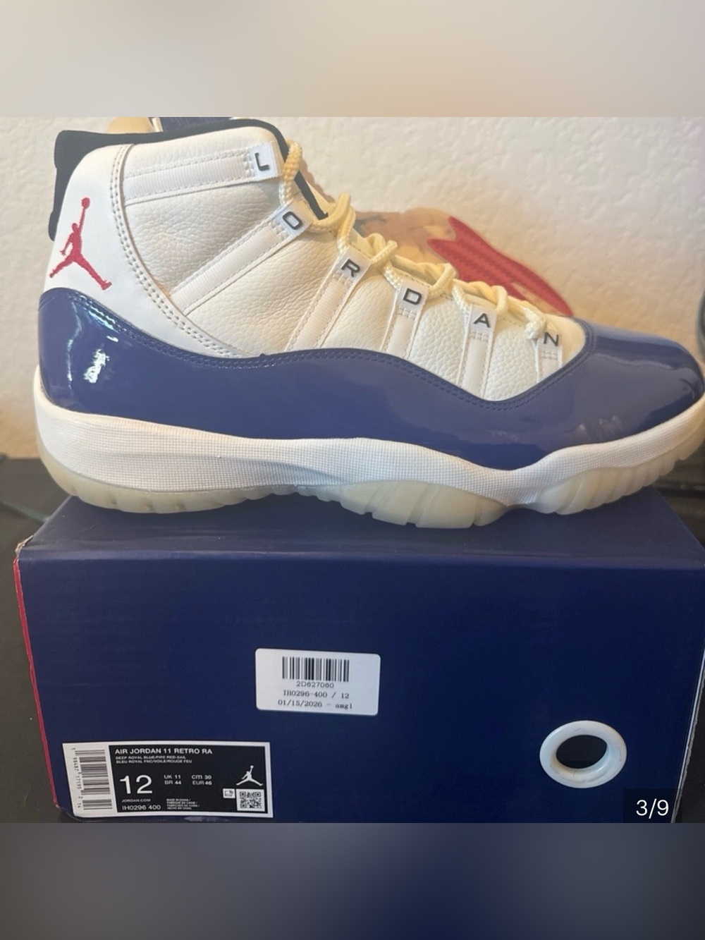 Jordan Retro 11 White and Blue Basketball Shoes